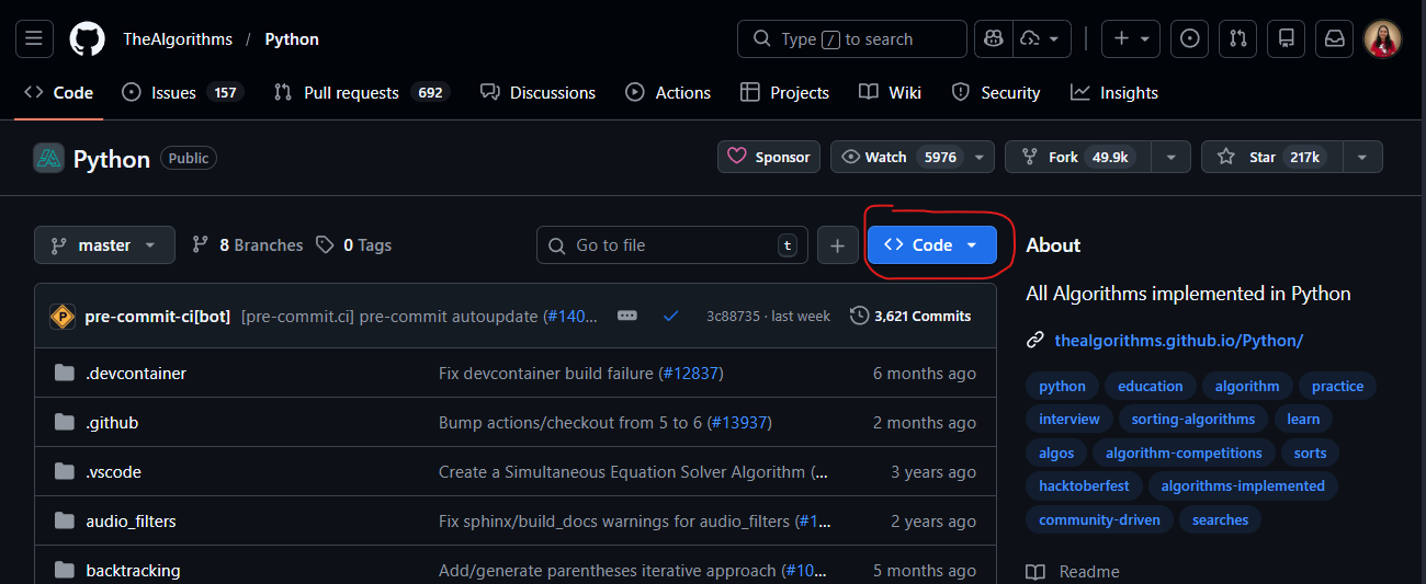Página inicial de um repositório no GitHub com o botão 'Code' destacado.